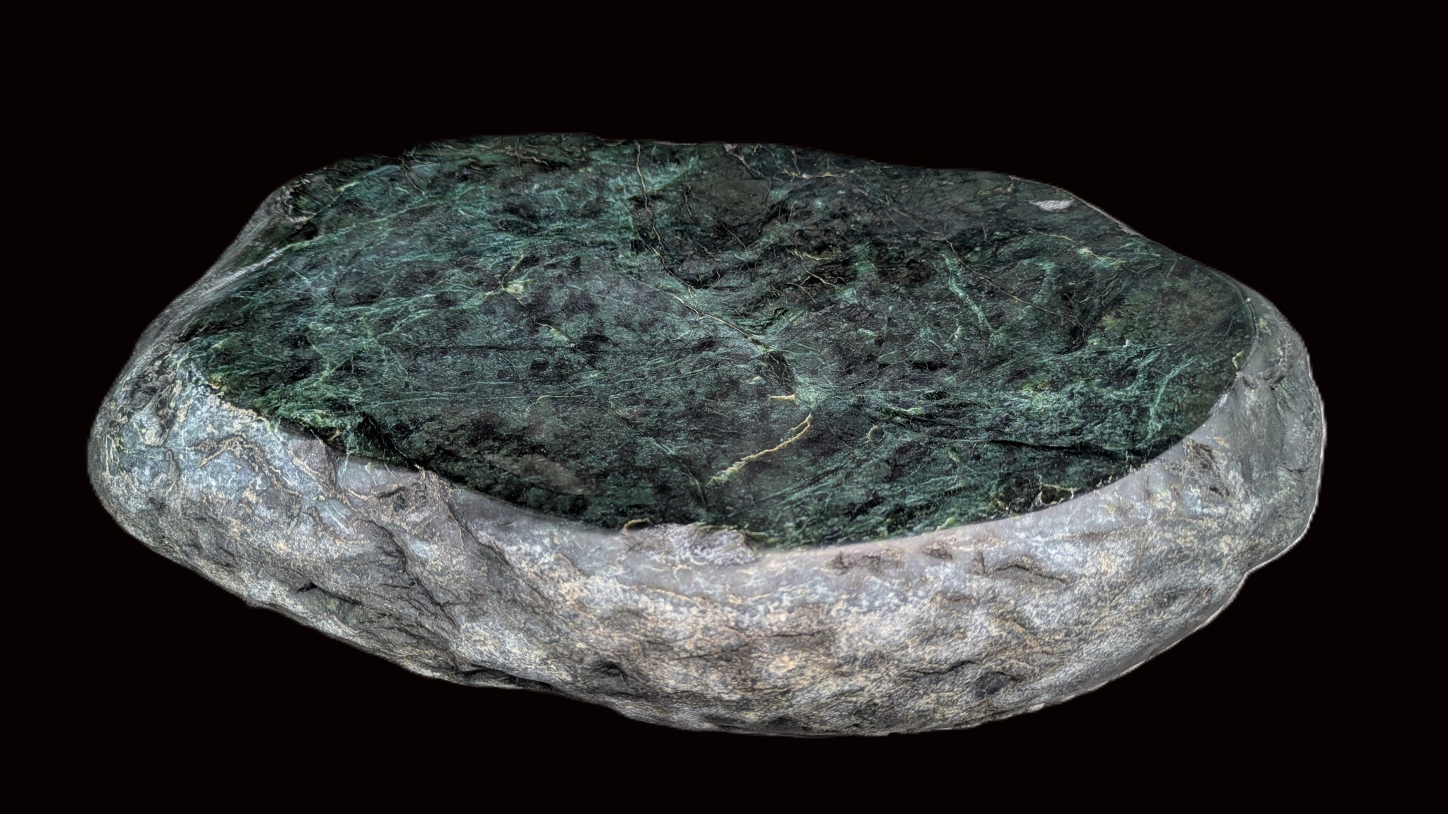 How to Choose Authentic NZ Pounamu: A Buyer’s Guide