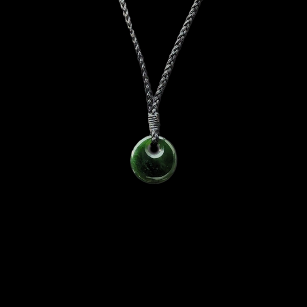 Porowhita Kawakawa - Greenstone Disc Pendant