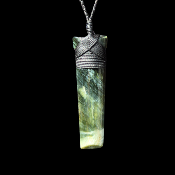 Hei Toki Chatoyant Tangiwai -Greenstone Adze Pendant