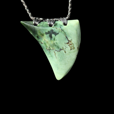 Rei Puta Inanga- Greenstone Tooth Pendant