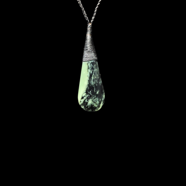 Roimata Inanga - Teardrop Pendant