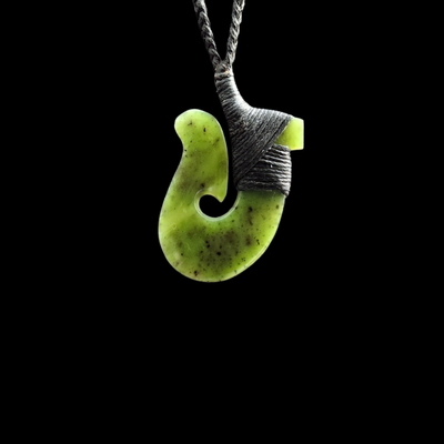 Hei Matau Totoweka - Greenstone Fishhook Pendant