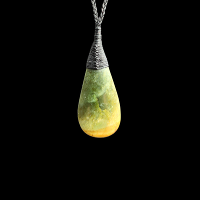 Roimata Raukaraka - Teardrop Pendant