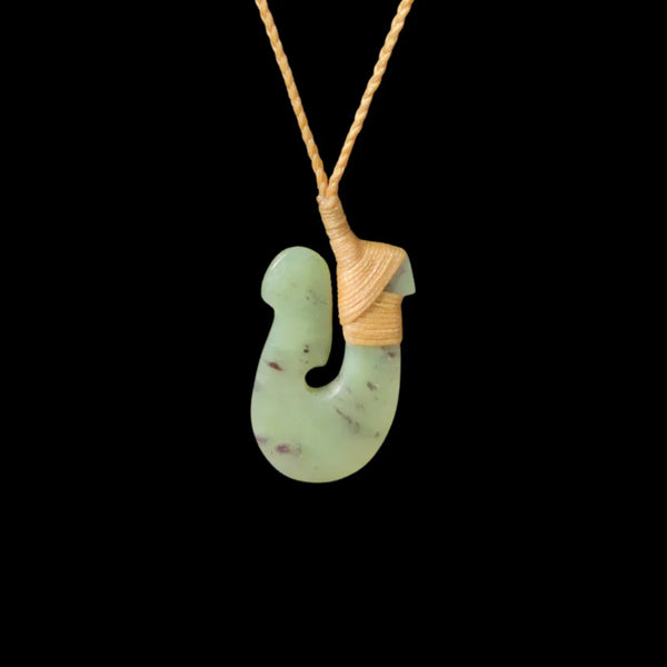 Hei Matau Inanga - Greenstone Fishhook Pendant - Sands Carving Studio