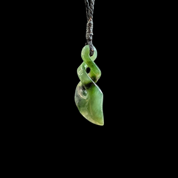 Pikorua Inanga - Greenstone Twist Pendant
