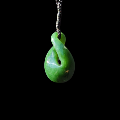 Pikorua Kawakawa - Greenstone Twist Pendant