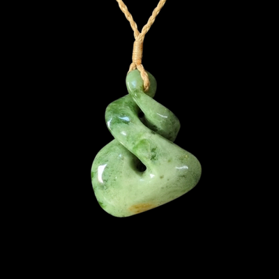 Pikorua Inanga - Greenstone Twist Pendant