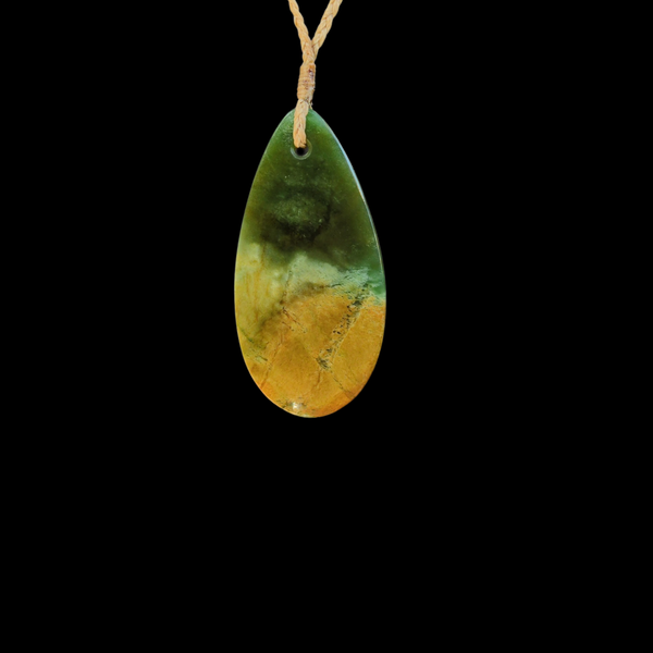 Roimata Raukaraka - Teardrop Pendant