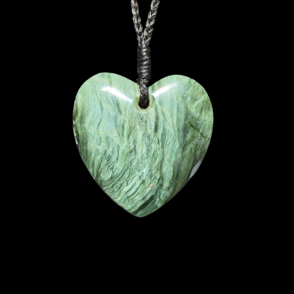 Manawa Tangiwai - Greenstone Heart Pendant