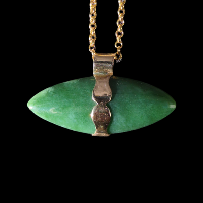 Roimata Koura Kahurangi - Gold-Capped Greenstone Teardrop Pendant
