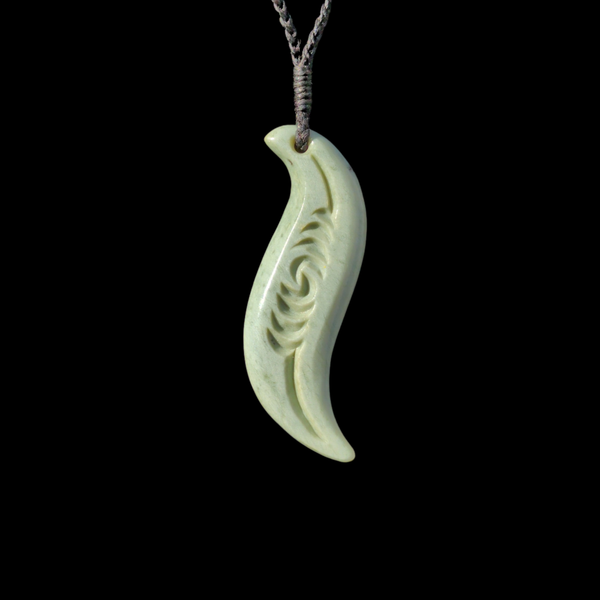 Manu Inanga - Greenstone Bird Pendant