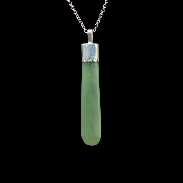 Roimata Inanga with Sterling Silver Cap - Greenstone Teardrop Pendant - Sands Carving Studio