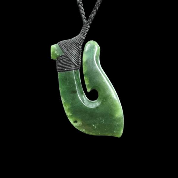 Hei Matau Kawakawa - Greenstone Fishhook Pendant - Sands Carving Studio