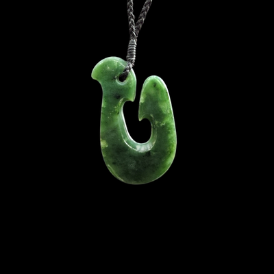 Hei Matau Kawakawa - Greenstone Fishhook Pendant