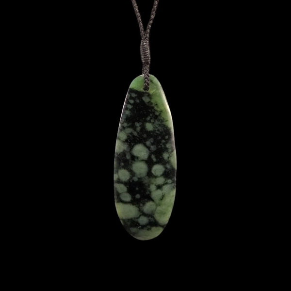 Roimata Kōkopu - Greenstone Teardrop Pendant - Sands Carving Studio