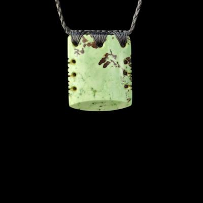 Hei Toki Kōkopu - Greenstone Adze Pendant