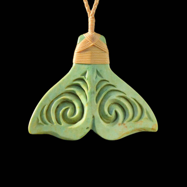 Hiku Tohorā  Raukaraka - Greenstone Whale Tail Pendant