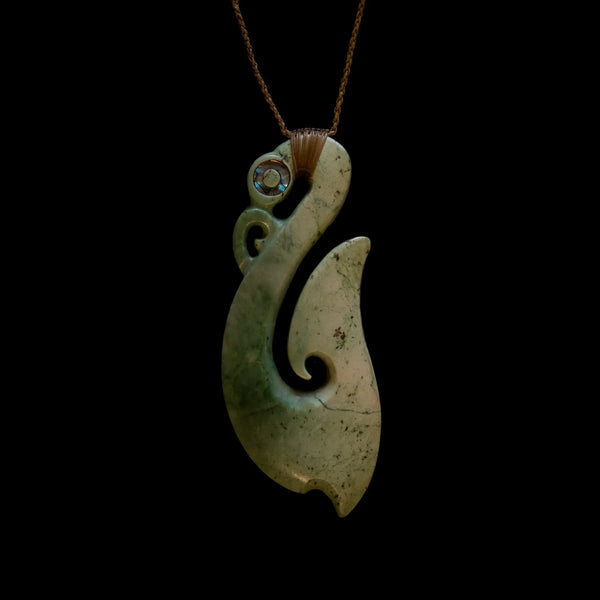 Manaia Inanga - Greenstone Guardian Pendant - Sands Carving Studio