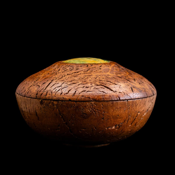 Kumete - Totoweka Burl & Raukaraka Pounamu - Sands Carving Studio