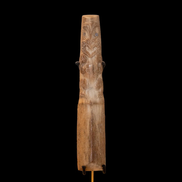 Parāoa Pouwhenua - Whale Rib Bone Sculpture - Sands Carving Studio