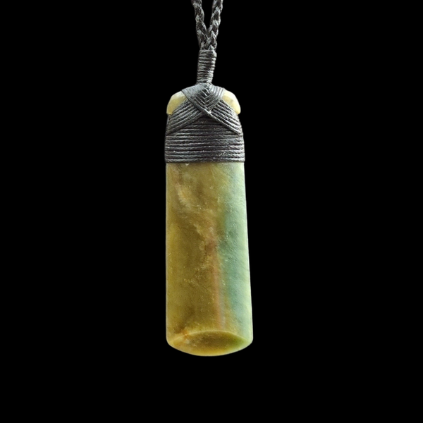 Hei Toki Totoweka - Greenstone Adze Pendant