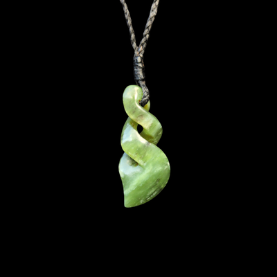 Pikorua Kahurangi - Greenstone Twist Pendant