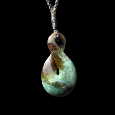 Pikorua Totoweka - Greenstone Twist Pendant