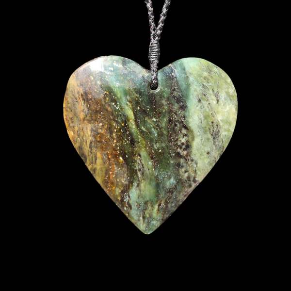 Manawa Totoweka - Greenstone Heart Pendant