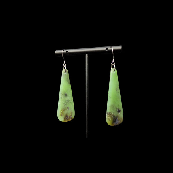 Mau Taringa Totoweka - Pounamu Earrings - Sands Carving Studio