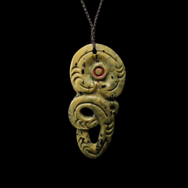 Manaia Kōkopu - Greenstone Guardian Pendant - Sands Carving Studio