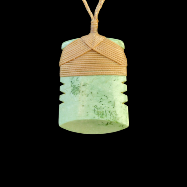 Hei Toki Inanga - Greenstone Adze Pendant