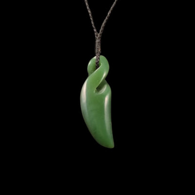 Pikorua Kahurangi - Greenstone Twist Pendant - Sands Carving Studio