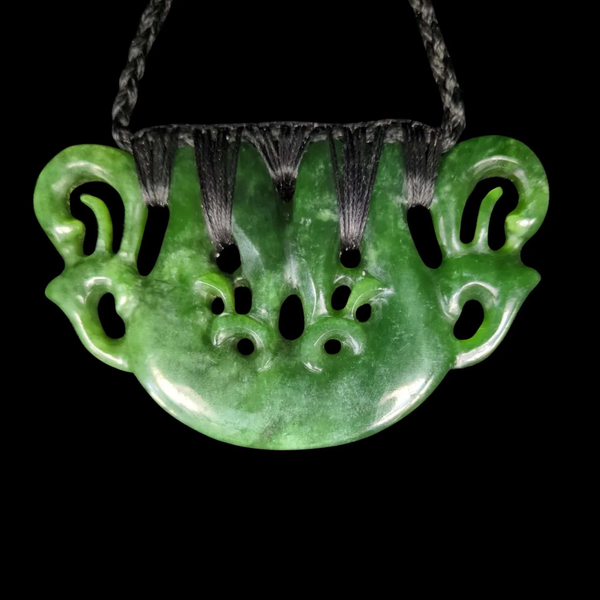 Pekapeka Kahurangi - Greenstone Bat Pendant - Sands Carving Studio