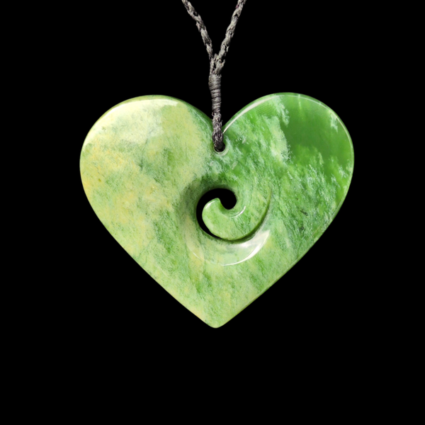 Manawa Flower Jade Raukaraka - Greenstone Heart Pendant