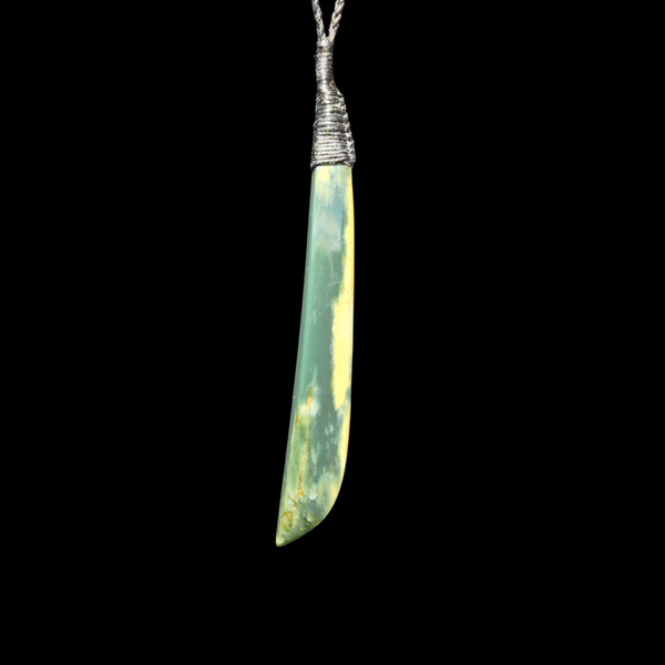 Roimata Inanga Flower Jade - Teardrop Pendant