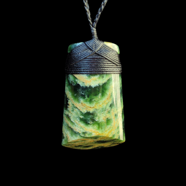 Hei Toki Flower Jade Kahurangi - Greenstone Adze Pendant