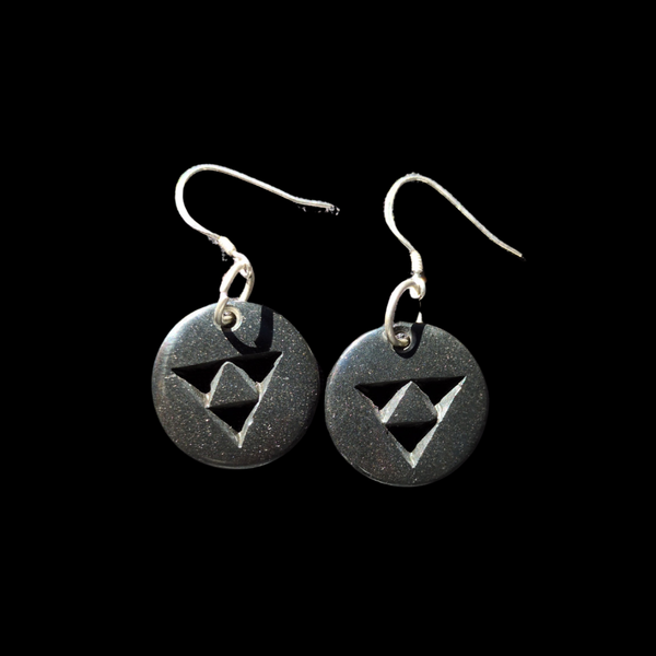 Mau Taringa Onewa - Basalt Earring