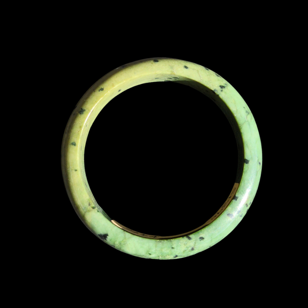 Kōmore Kokopu Pounamu - Greenstone Bangle