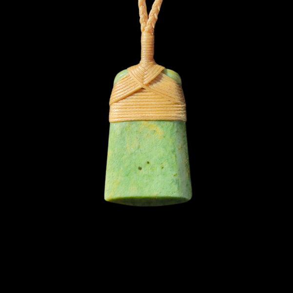 Hei Toki Raukaraka - Greenstone Adze Pendant